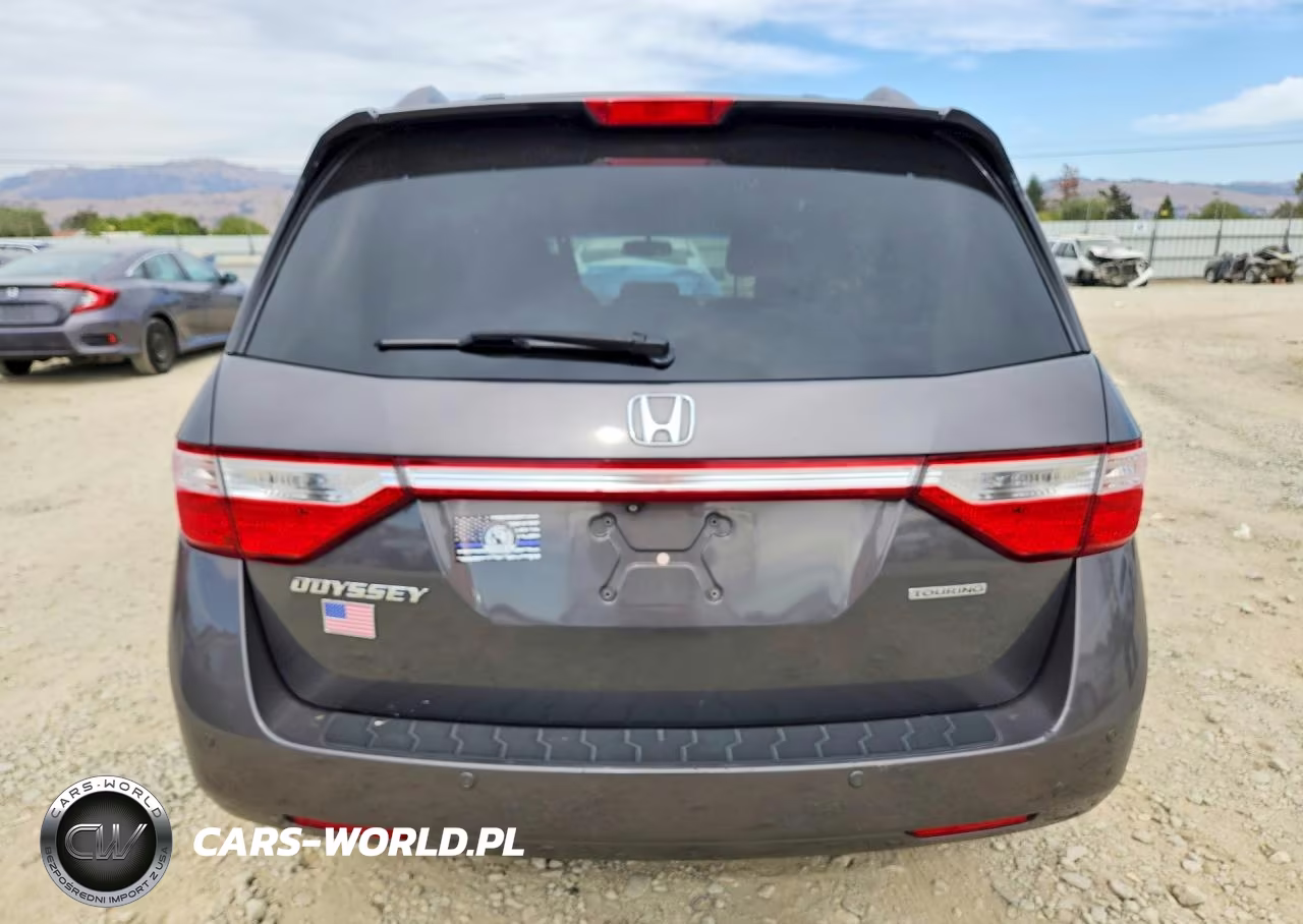 2013 Honda Odyssey Touring VIN:5FNRL5H9XDB042830 - 6