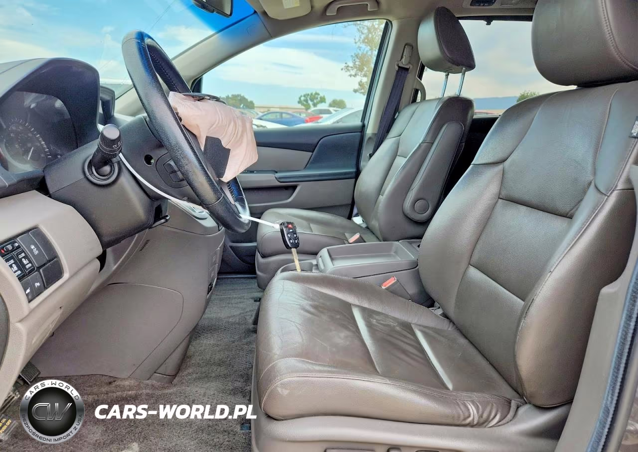 2013 Honda Odyssey Touring VIN:5FNRL5H9XDB042830 - 7