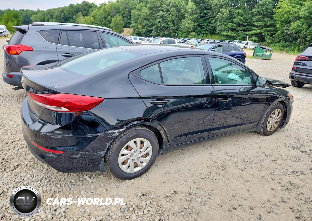 2018 Hyundai Elantra Se VIN:5NPD74LF3JH279727 - 3
