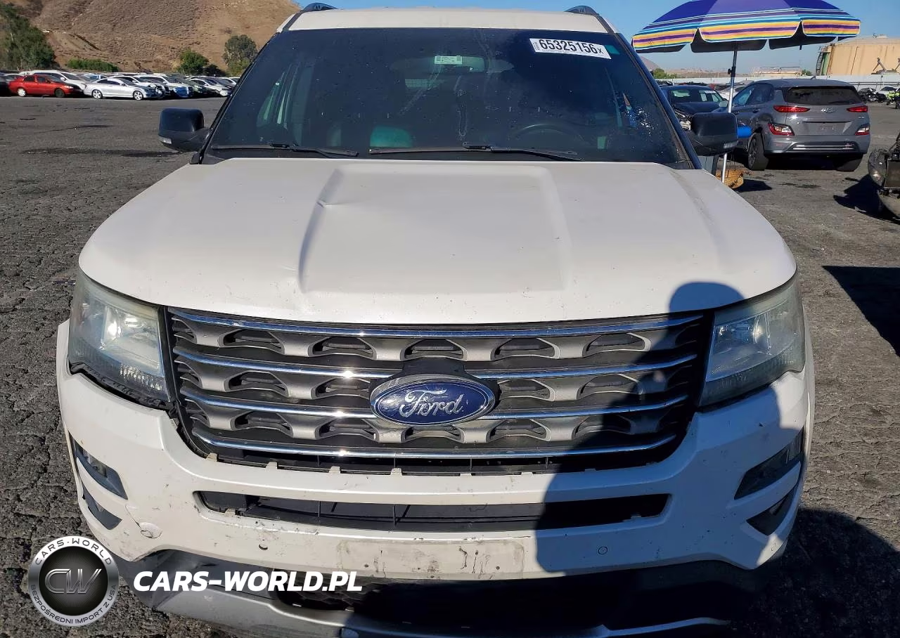2016 Ford Explorer Xlt VIN:1FM5K7D89GGC22932 - 5