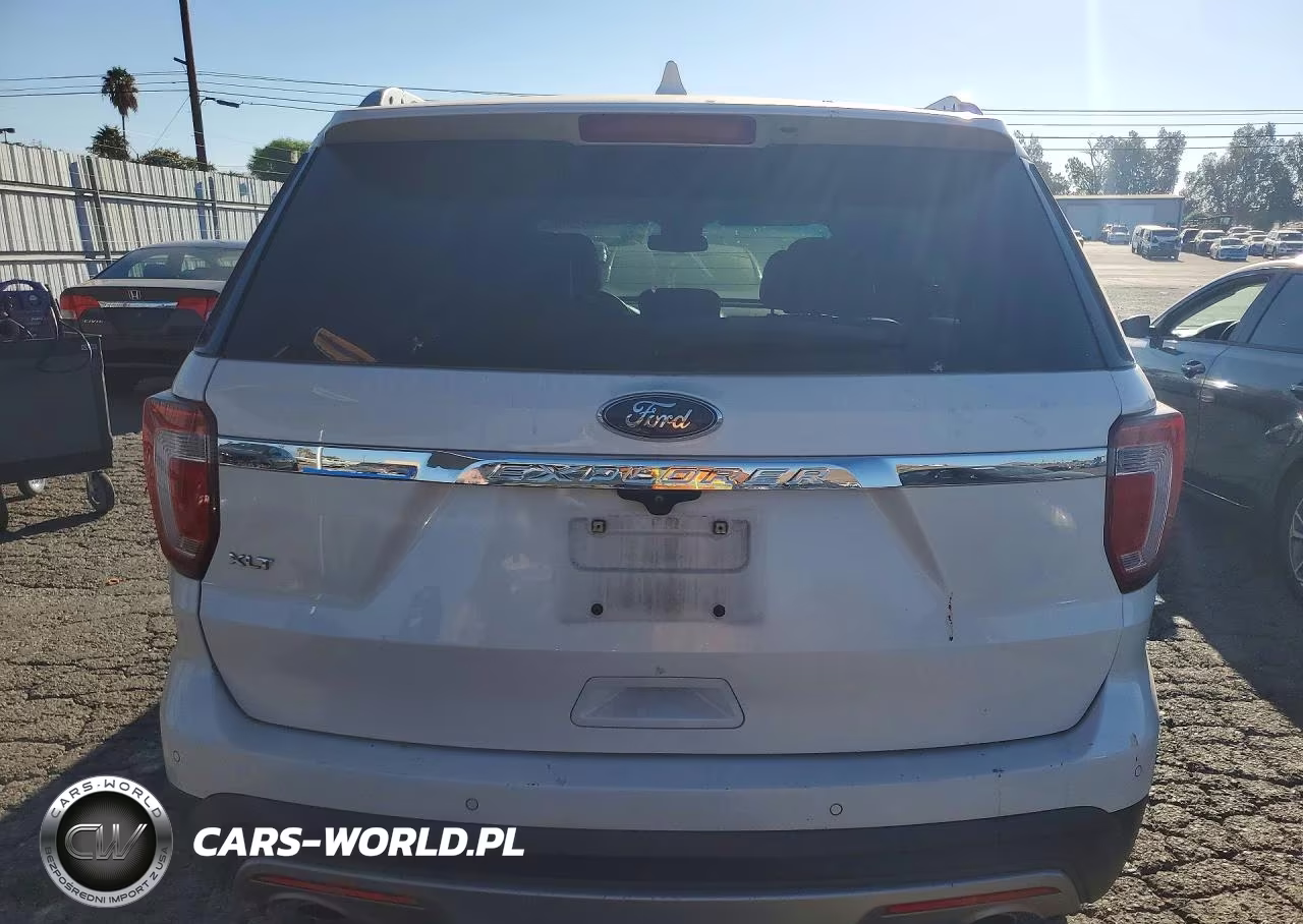 2016 Ford Explorer Xlt VIN:1FM5K7D89GGC22932 - 6