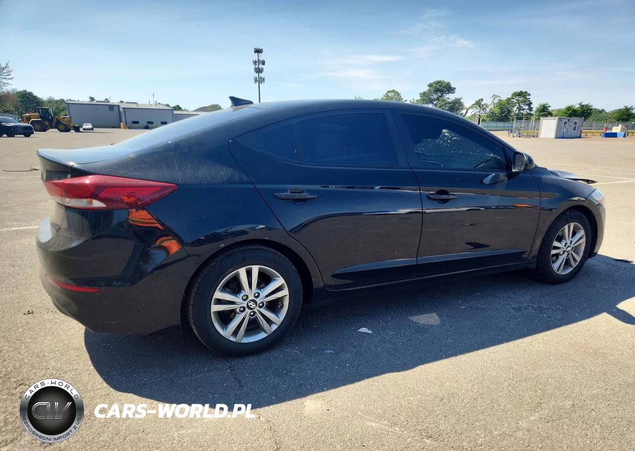 2018 Hyundai Elantra Value Edition VIN:KMHD84LF7JU501958 - 3