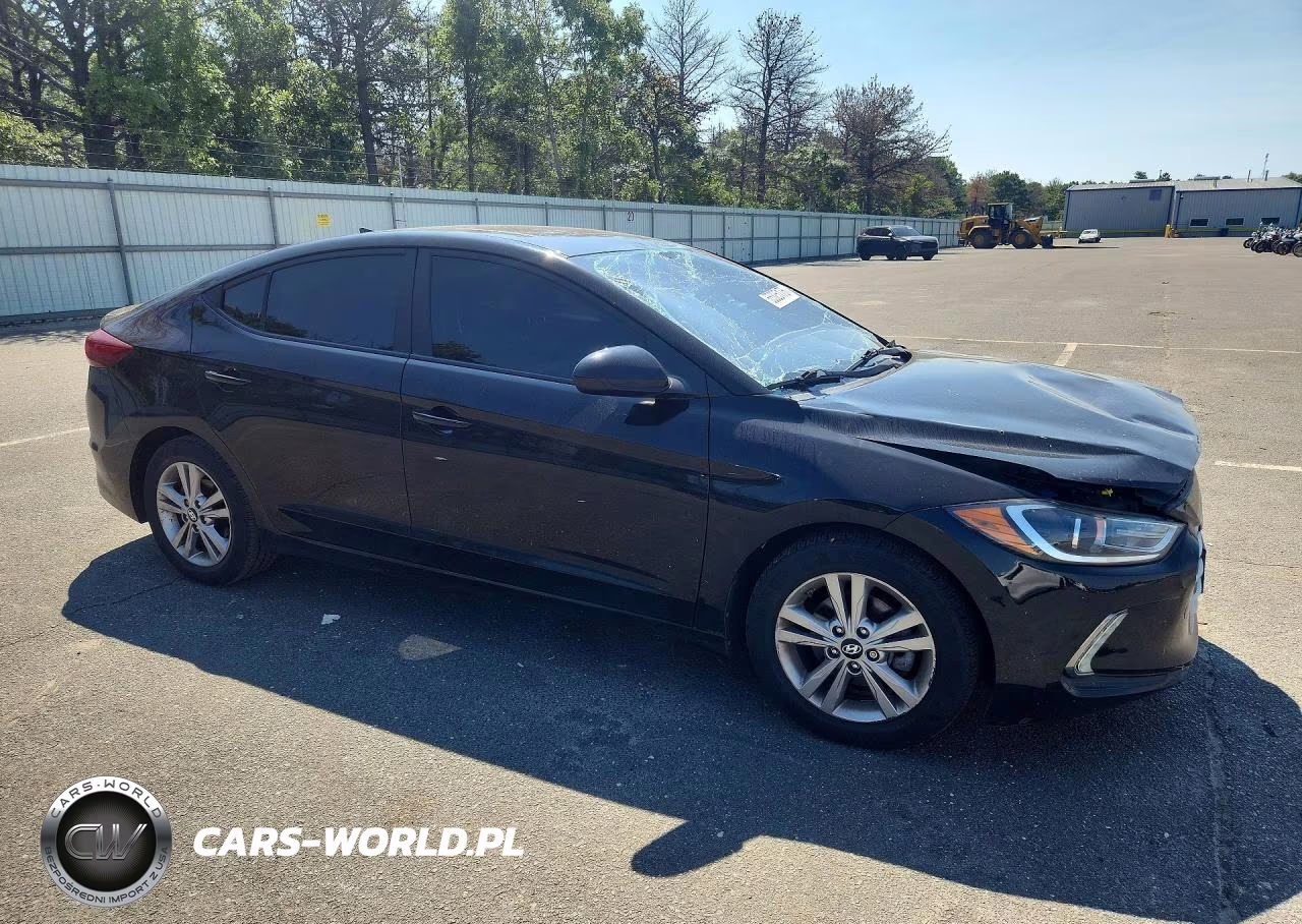 2018 Hyundai Elantra Value Edition VIN:KMHD84LF7JU501958 - 4