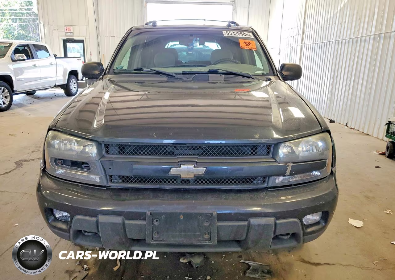2005 Chevrolet Trailblazer Ls VIN:1GNDT13S252377427 - 5