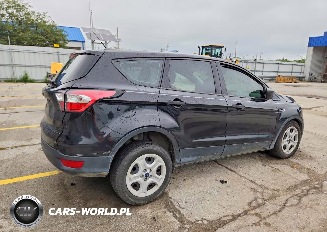2018 Ford Escape S VIN:1FMCU0F7XJUA51081 - 3