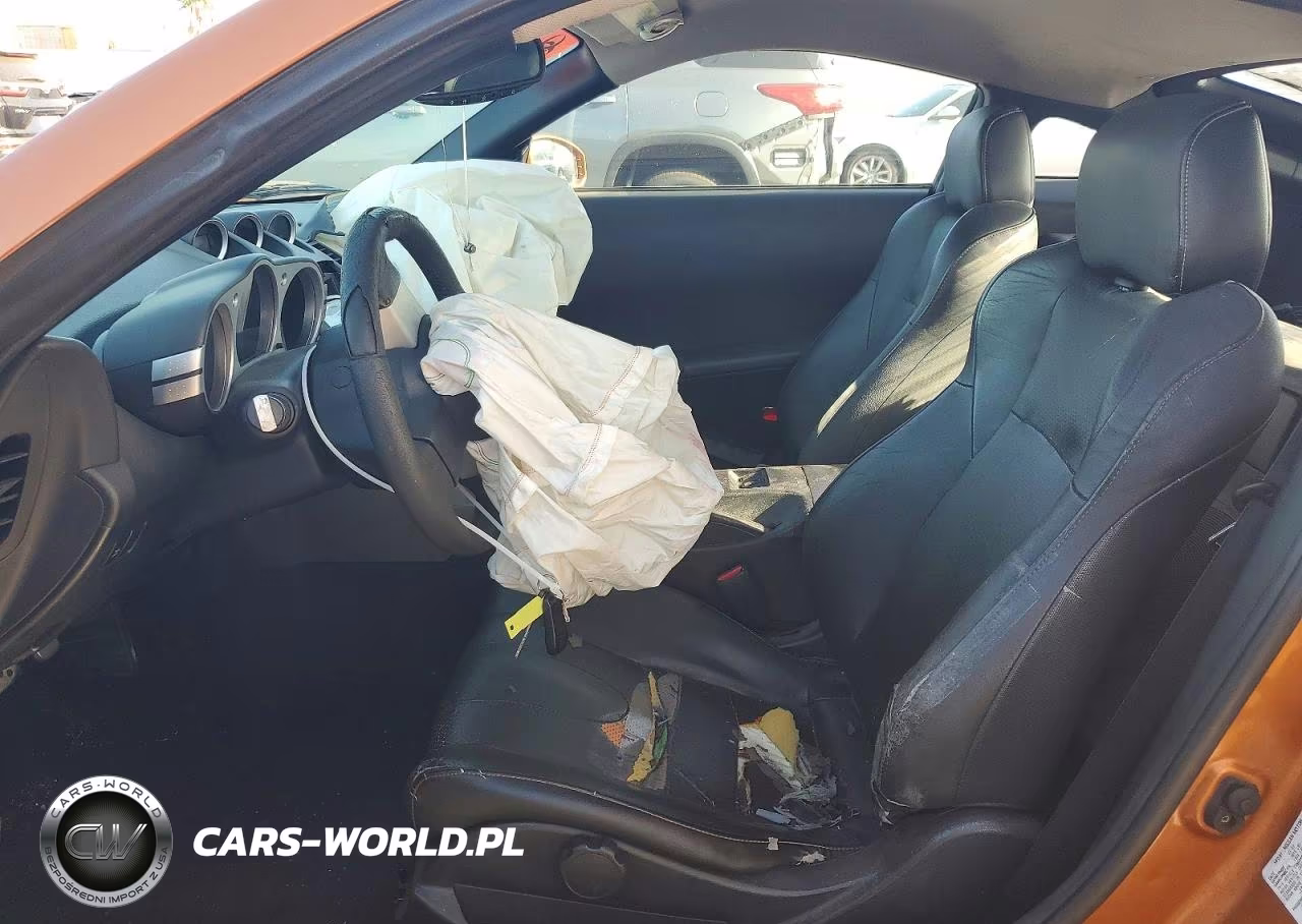 2003 Nissan 350Z Coupe VIN:JN1AZ34DX3T114196 - 7