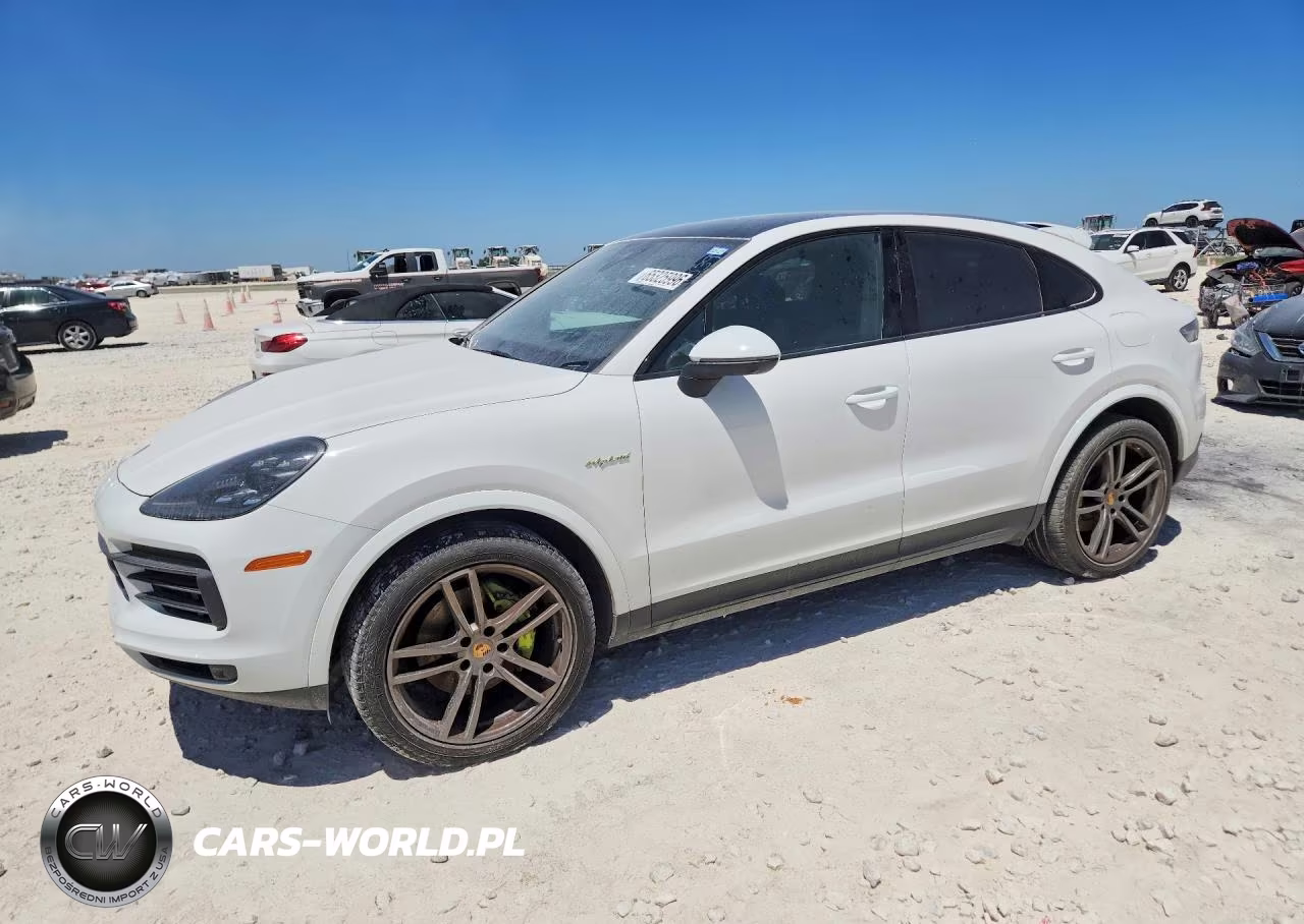 2022 Porsche Cayenne E Hybrid Coupe