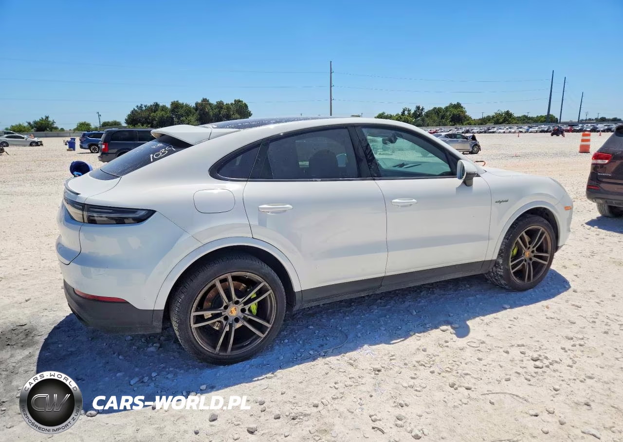 2022 Porsche Cayenne E Hybrid Coupe VIN:WP1BE2AY4NDA51039 - 3