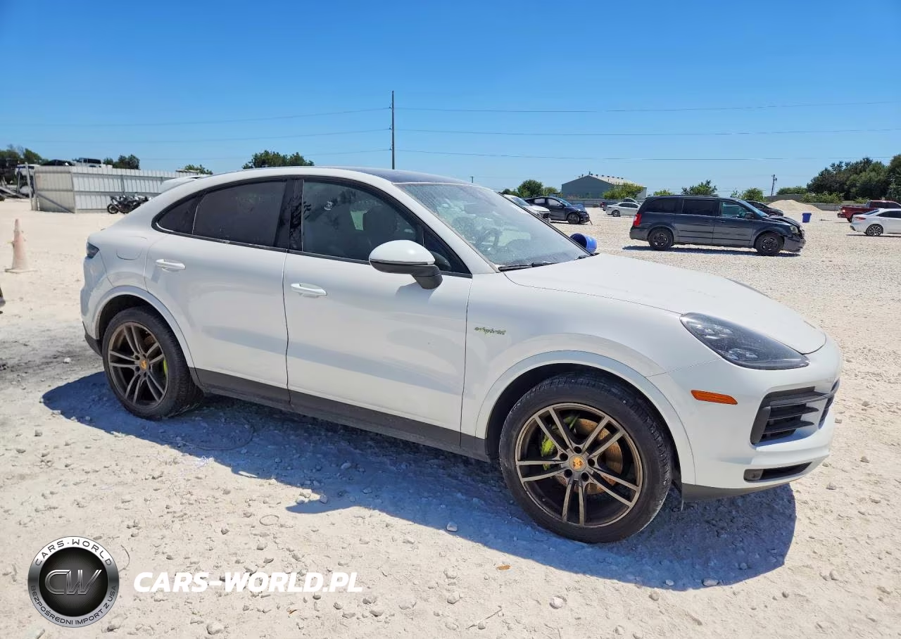 2022 Porsche Cayenne E Hybrid Coupe VIN:WP1BE2AY4NDA51039 - 4
