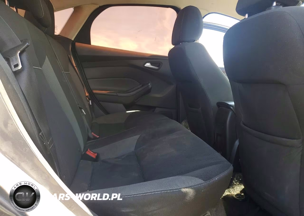 2013 Ford Focus Se VIN:1FADP3F28DL200996 - 10