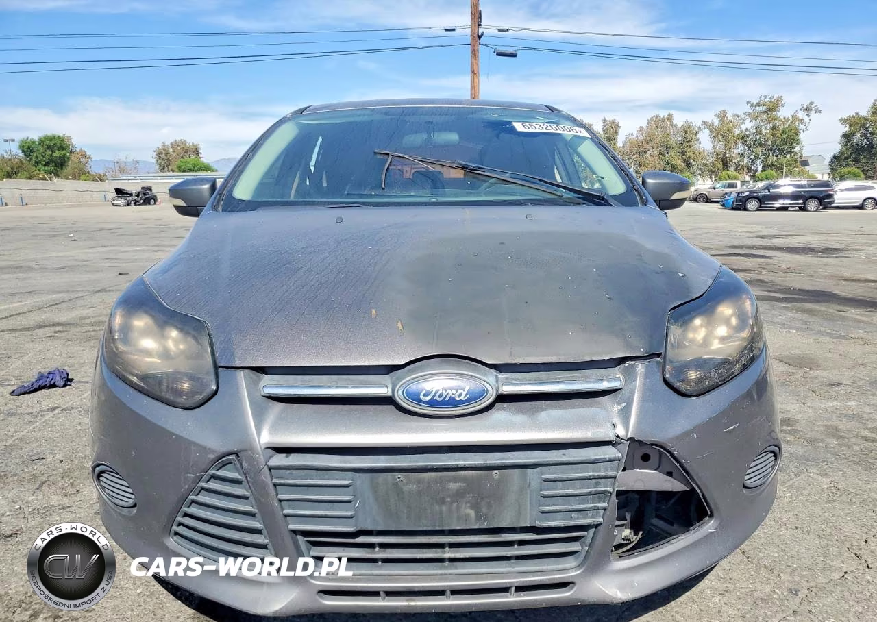 2013 Ford Focus Se VIN:1FADP3F28DL200996 - 5