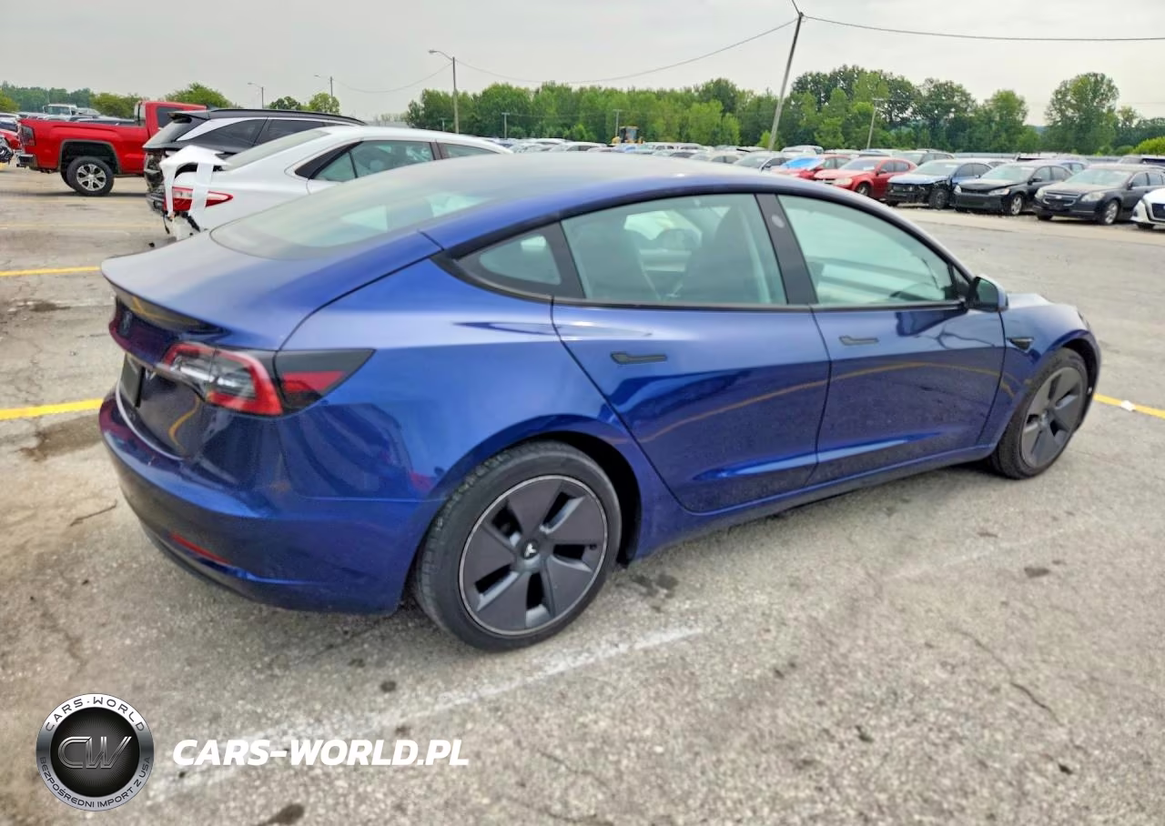 2022 Tesla Model 3 VIN:5YJ3E1EA5NF370374 - 3