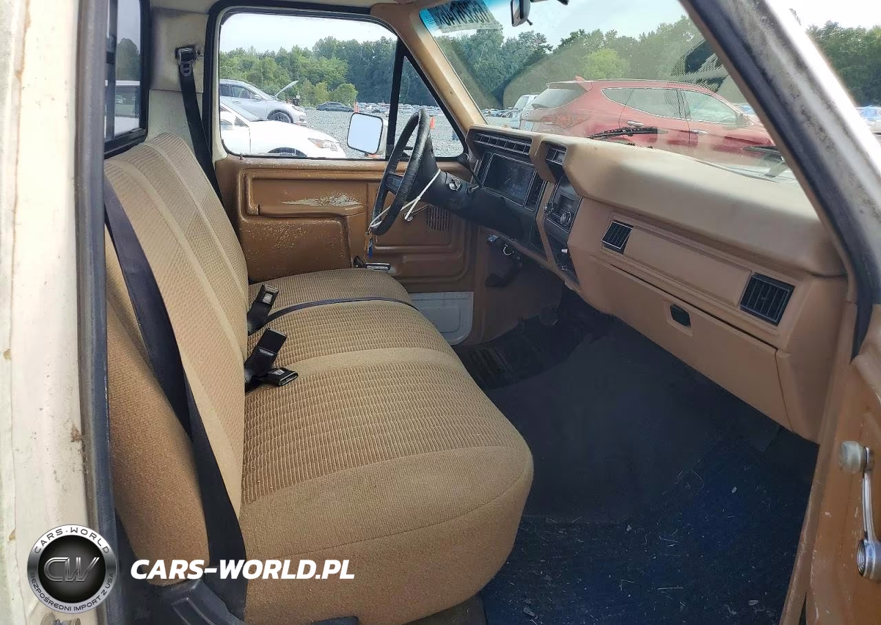 1984 Ford F150 VIN:1FTCF15Y4ENA83569 - 10