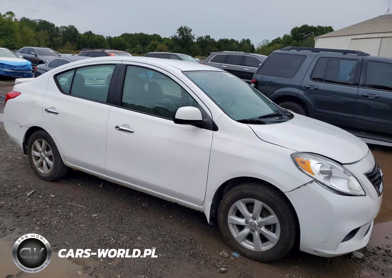 2013 Nissan Versa S VIN:3N1CN7AP7DL818985 - 4