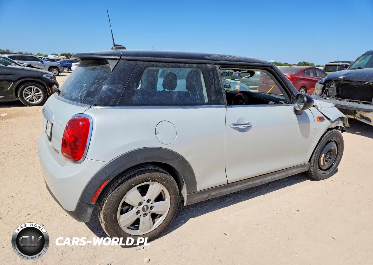 2015 Mini Cooper VIN:WMWXM5C52FT942028 - 3