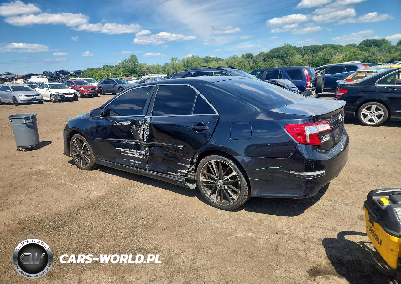 2014 Toyota Camry Se Sport VIN:4T1BF1FK4EU746016 - 2