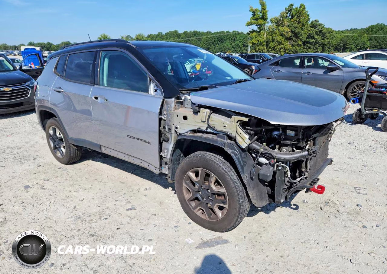 2018 Jeep Compass Trailhawk VIN:3C4NJDDB4JT199032 - 4