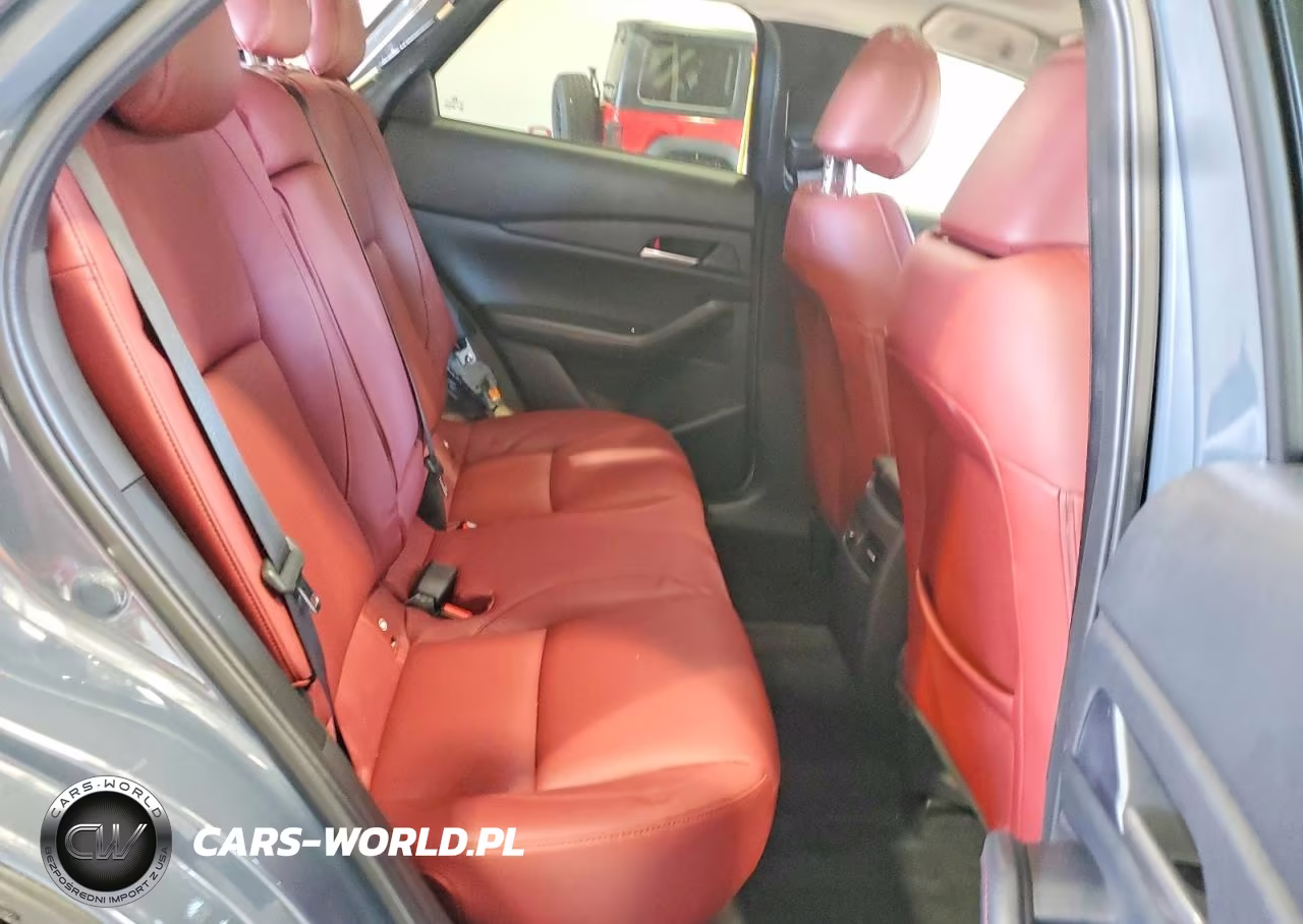 2026 Mazda Cx-30 Preferred VIN:3MVDMBCLXTM136983 - 11