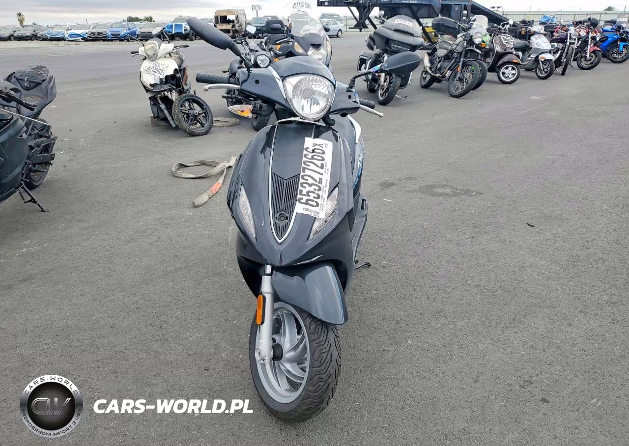 2015 Piaggio Bv 200 VIN:ZAPM798G8F7002046 - 2