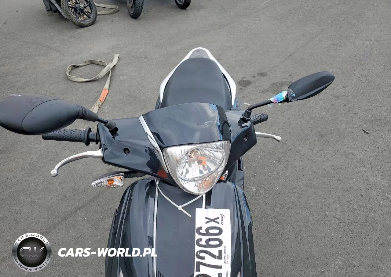 2015 Piaggio Bv 200 VIN:ZAPM798G8F7002046 - 5