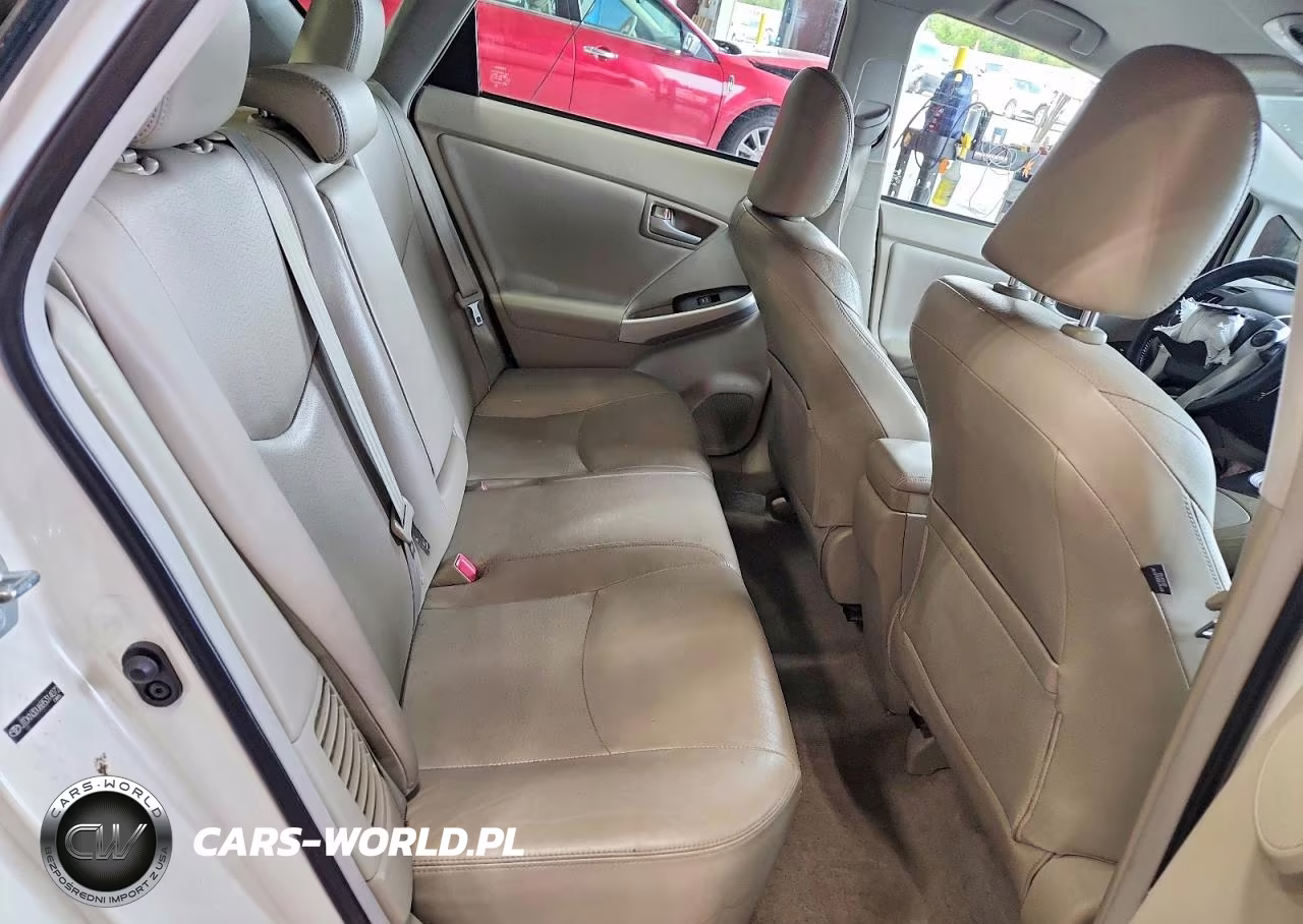 2011 Toyota Prius Four VIN:JTDKN3DU6B5314072 - 10