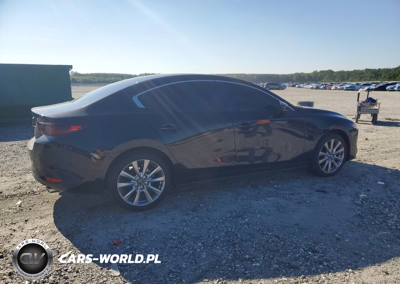 2026 Mazda 3 Preferred VIN:JM1BPACL4T1856366 - 3
