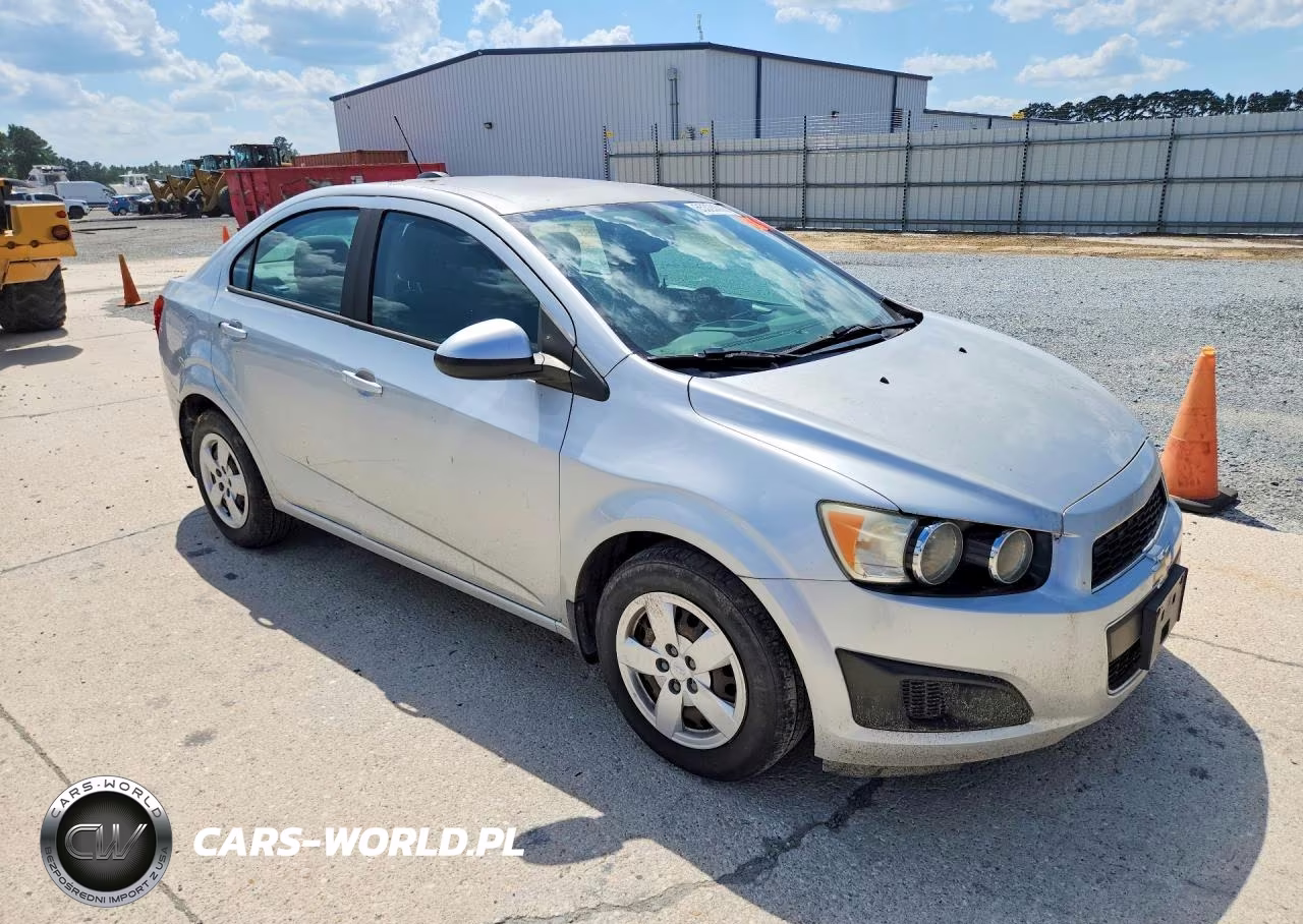 2015 Chevrolet Sonic Ls VIN:1G1JA5SH1F4109238 - 4