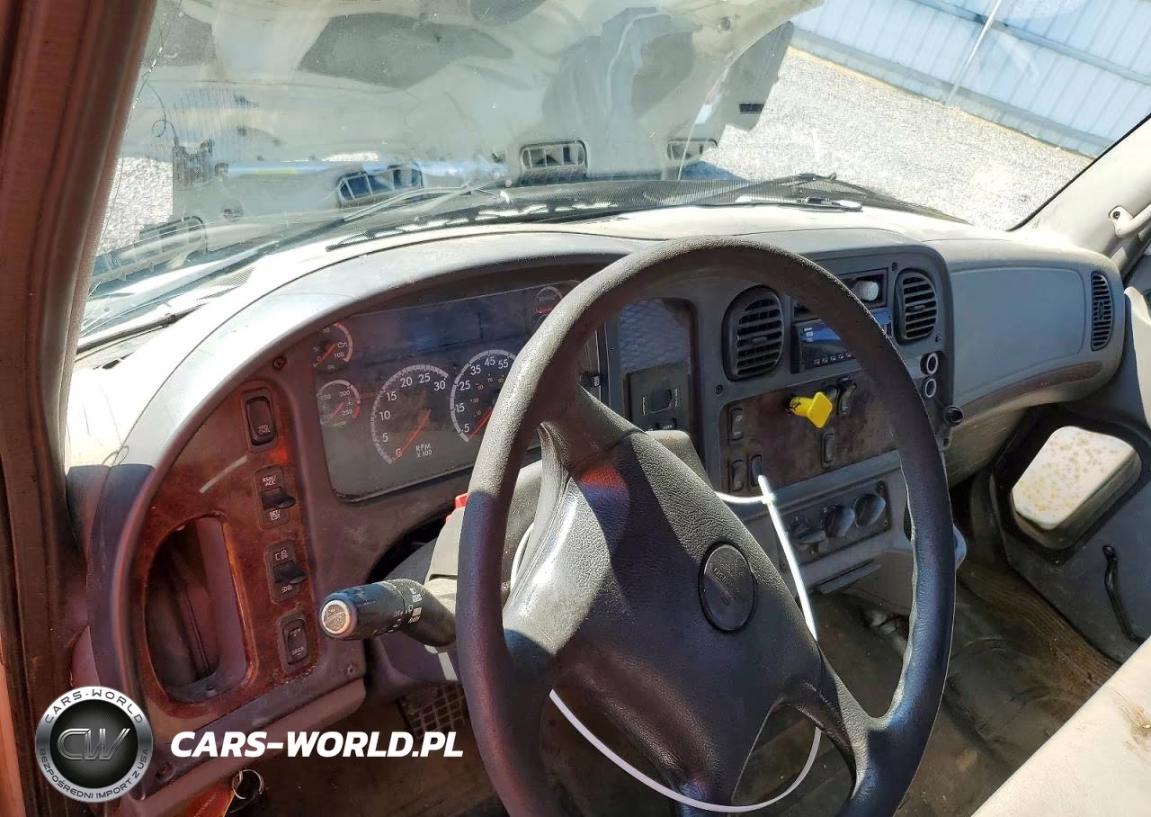 2018 Freightliner Business Class M2 Flatbed Truck VIN:1FVHCYFE0JHJJ4809 - 8