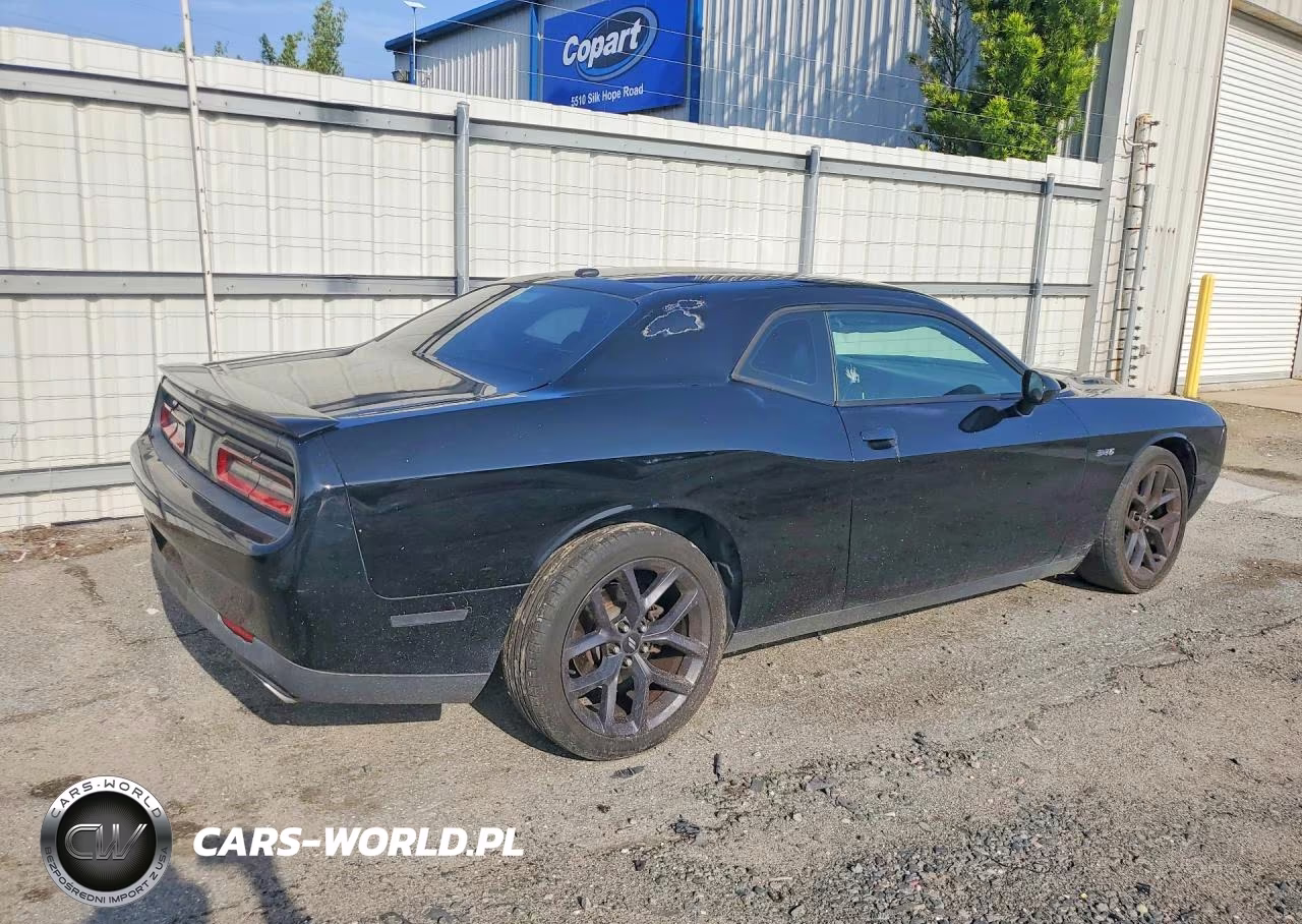 2015 Dodge Challenger Sxt VIN:2C3CDZATXFH710952 - 3