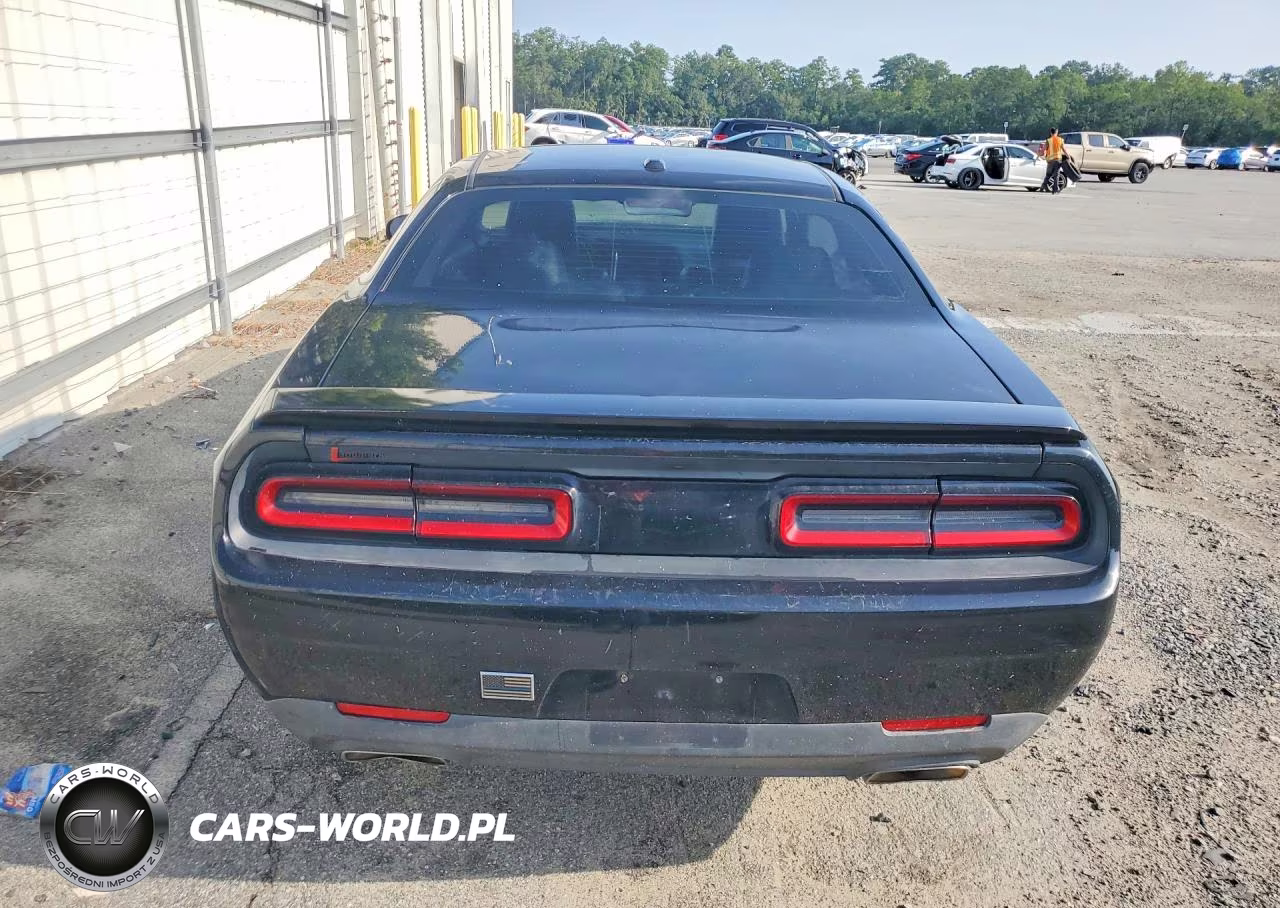 2015 Dodge Challenger Sxt VIN:2C3CDZATXFH710952 - 6