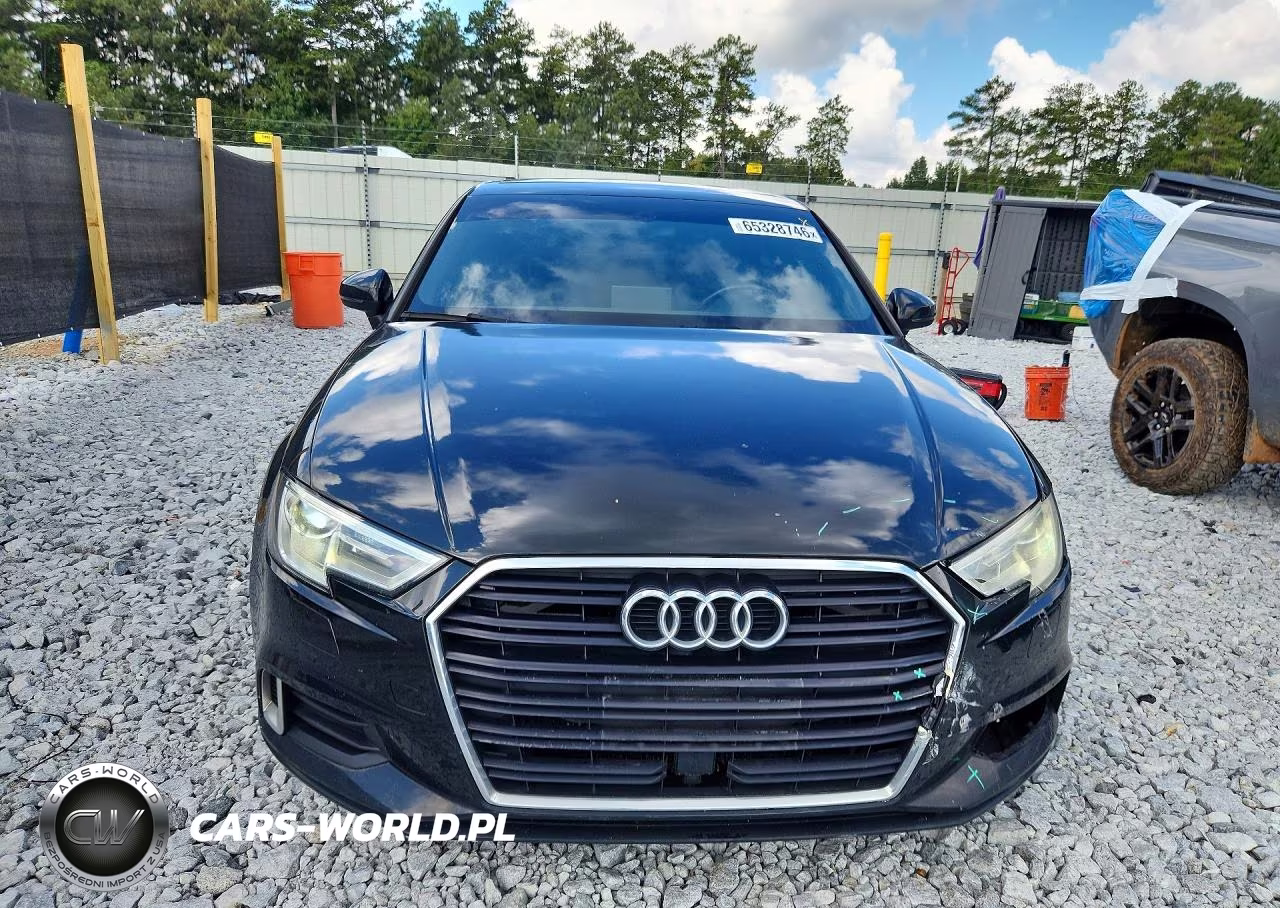 2018 Audi A3 Premium VIN:WAUAUGFF2J1005190 - 5