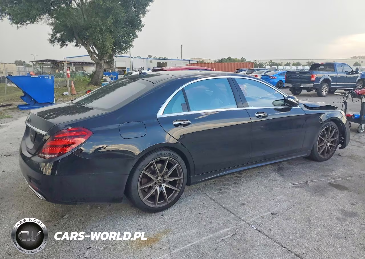 2018 Mercedes-Benz S 560 VIN:WDDUG8DBXJA393126 - 3