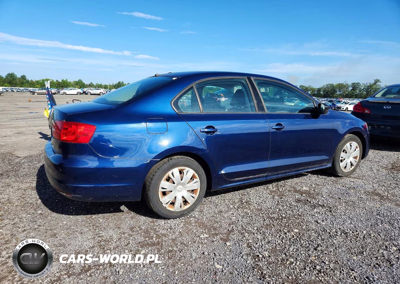 2011 Volkswagen Jetta Base VIN:3VW2K7AJ6BM096409 - 3
