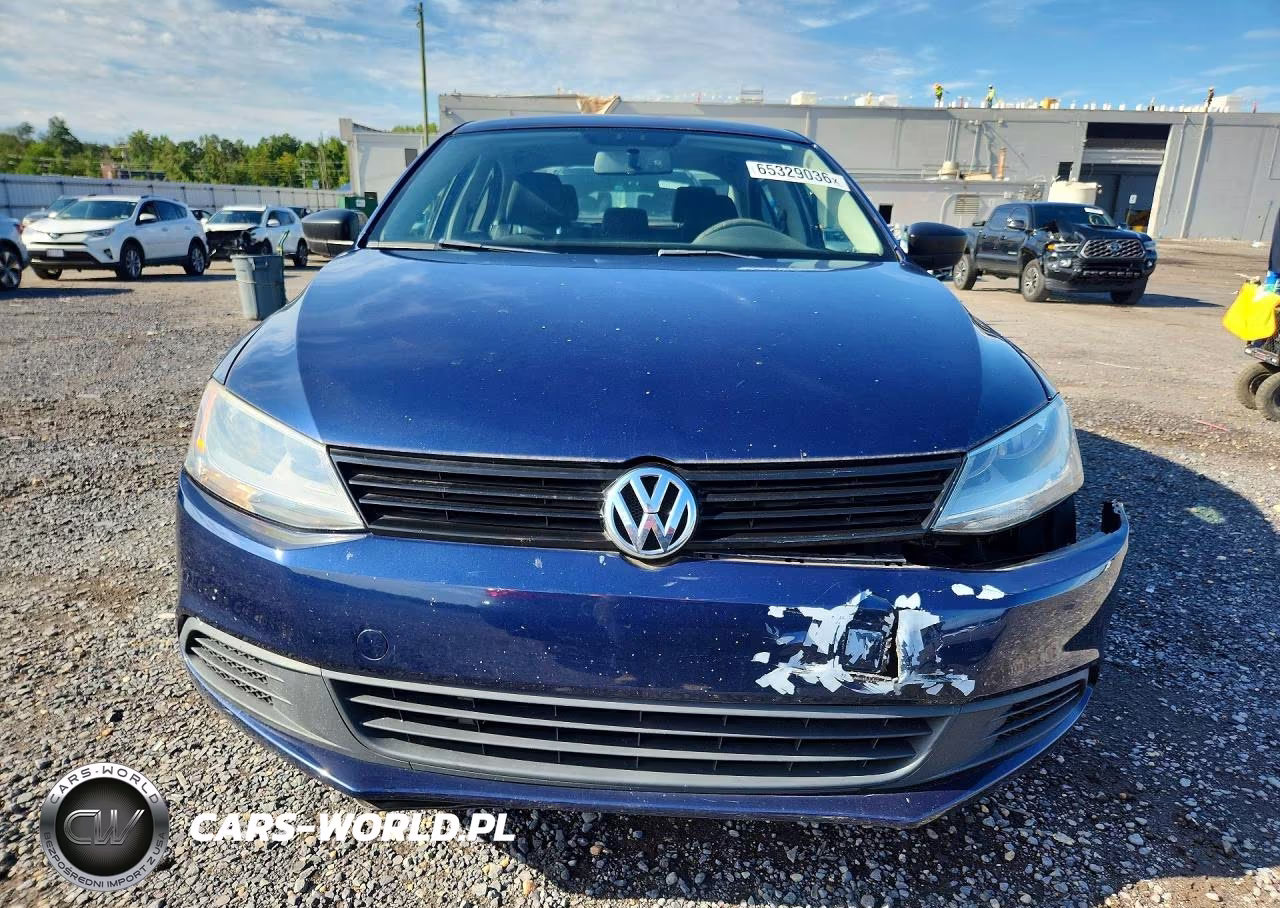 2011 Volkswagen Jetta Base VIN:3VW2K7AJ6BM096409 - 5