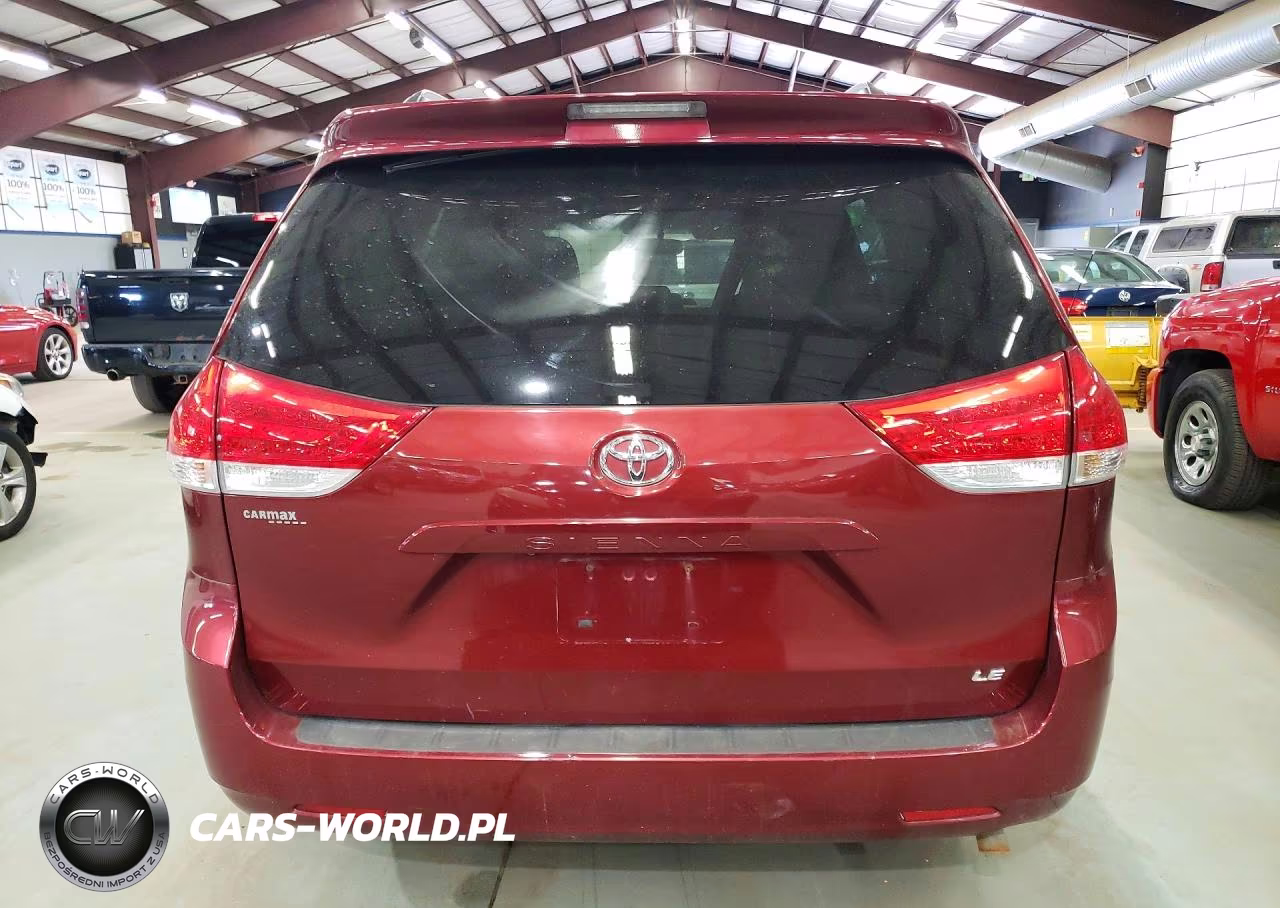 2011 Toyota Sienna Le VIN:5TDKK3DC8BS156246 - 6