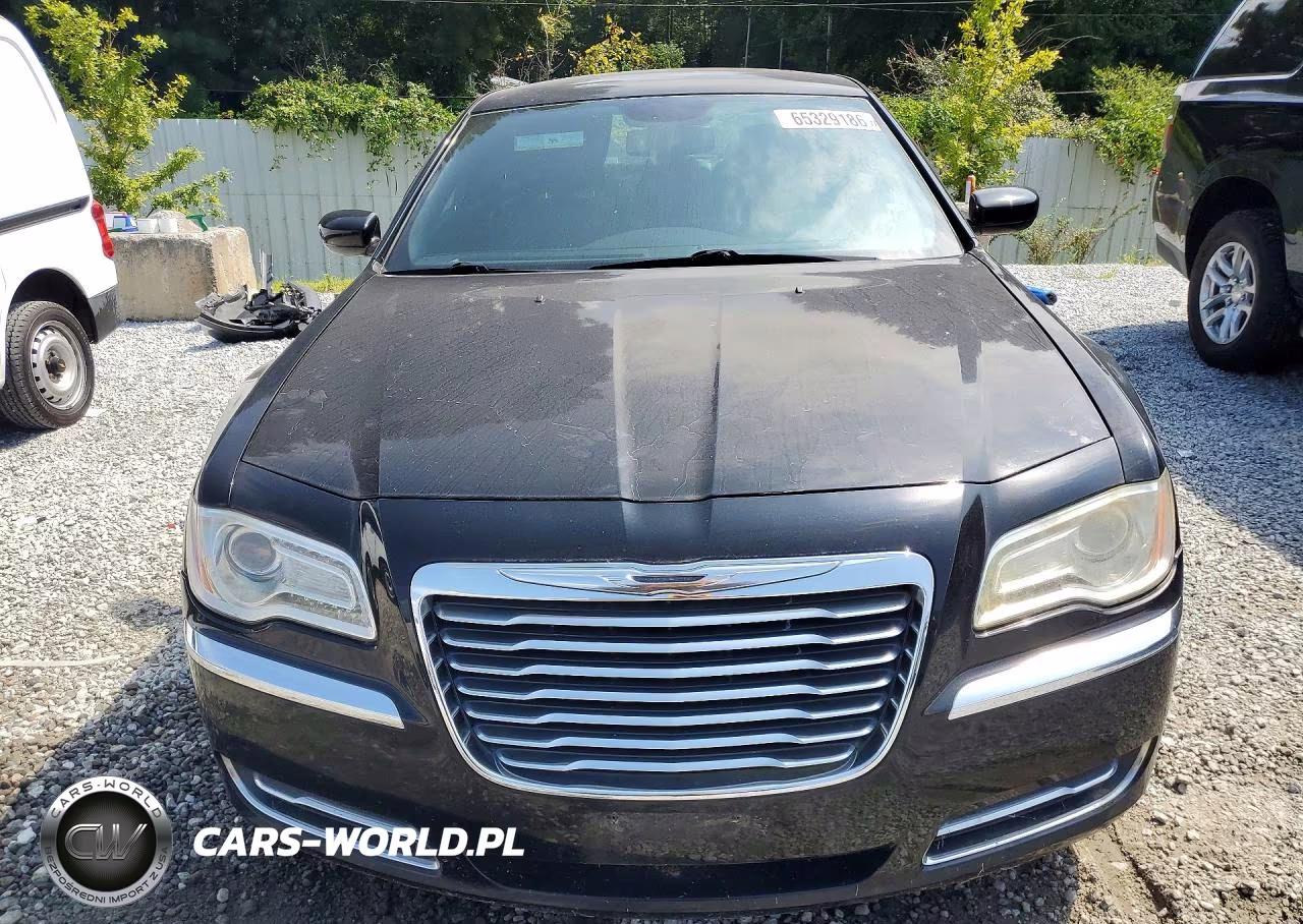 2014 Chrysler 300 VIN:2C3CCAAG2EH200035 - 5
