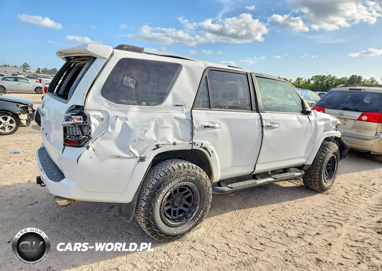 2023 Toyota 4Runner Sr5 VIN:JTEEU5JRXP5285240 - 3