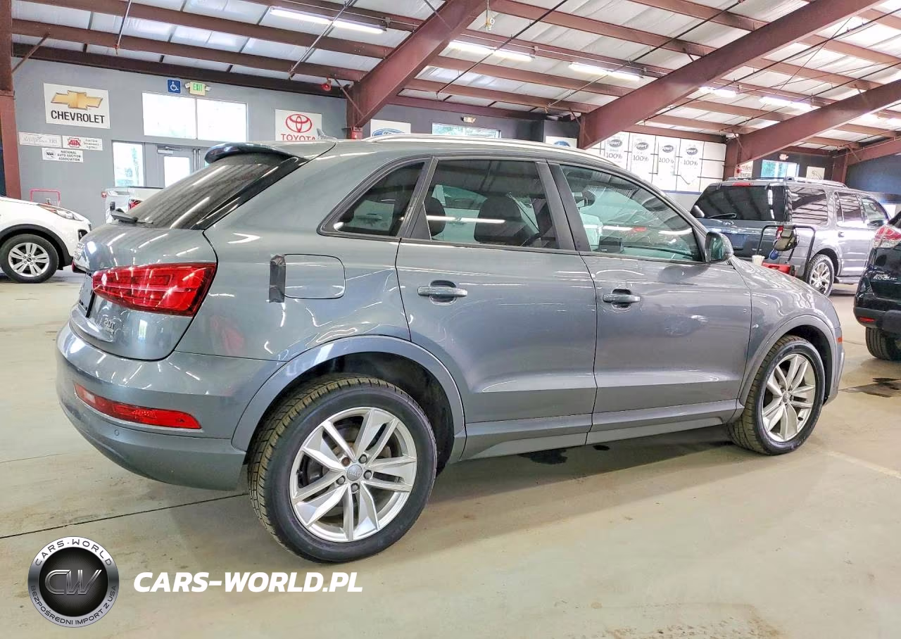 2017 Audi Q3 Premium VIN:WA1ECCFS2HR013468 - 3