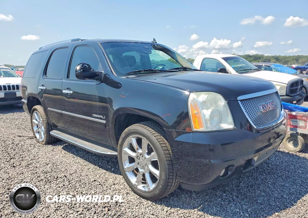 2013 GMC Yukon Denali VIN:1GKS2EEF1DR155644 - 4