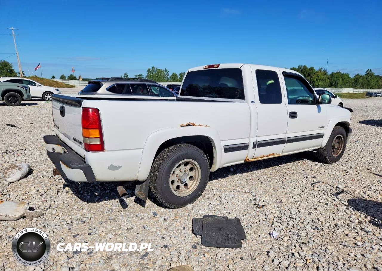 1999 Chevrolet Silverado C1500 VIN:2GCEC19T9X1143690 - 3
