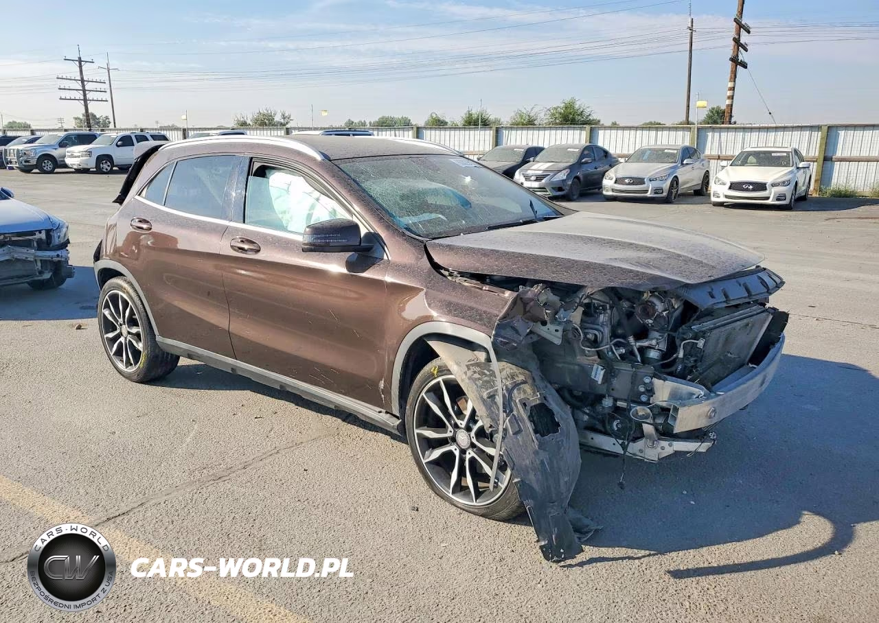 2015 Mercedes-Benz Gla VIN:WDCTG4GB0FJ181511 - 4