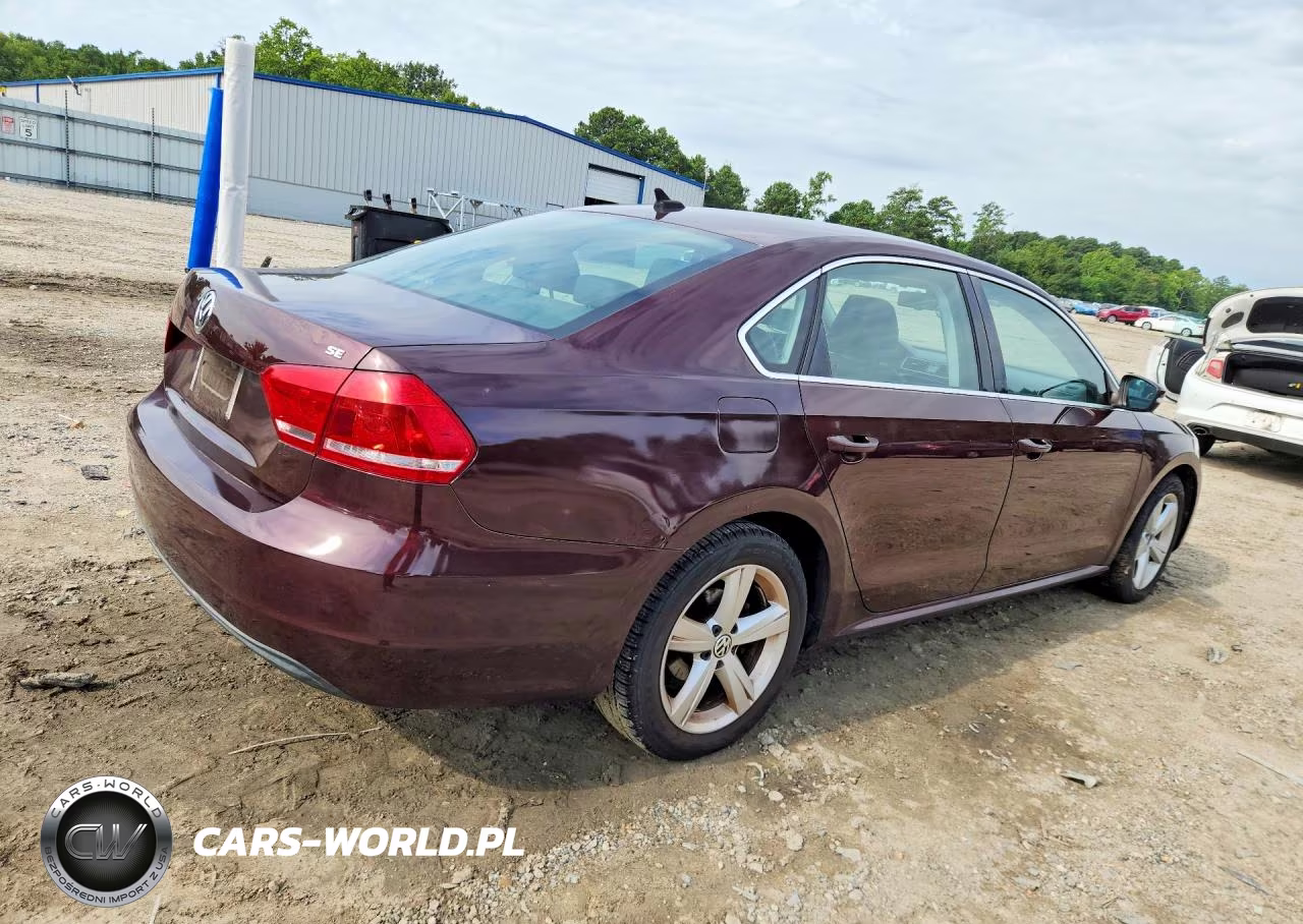 2013 Volkswagen Passat Se VIN:1VWBP7A30DC018988 - 3