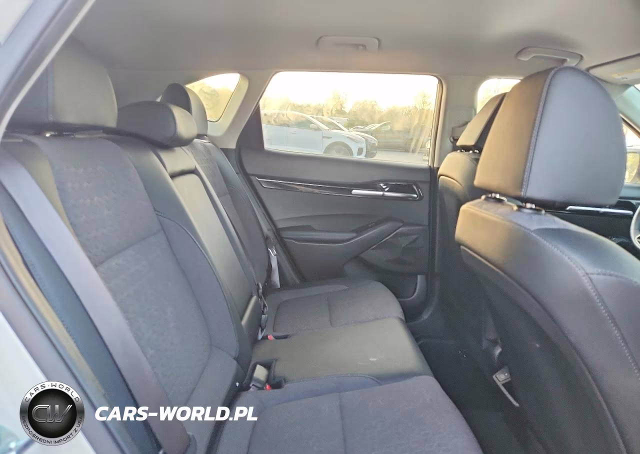 2024 Kia Seltos S VIN:KNDEUCAA3R7552129 - 11