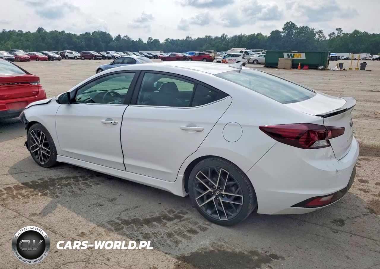 2019 Hyundai Elantra Sport VIN:KMHD04LB8KU814586 - 2