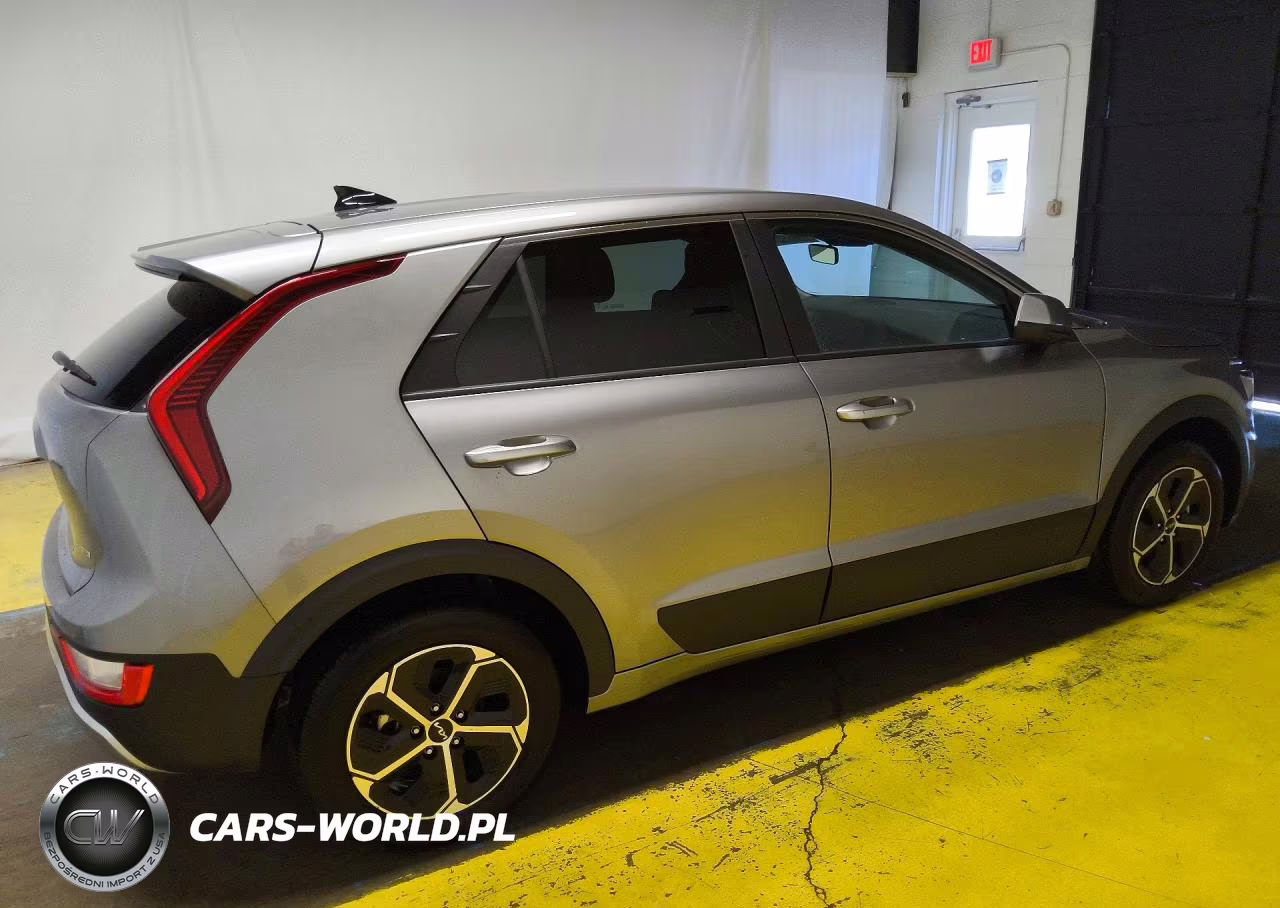 2026 Kia Niro Lx VIN:KNDCP3LEXT5321889 - 3