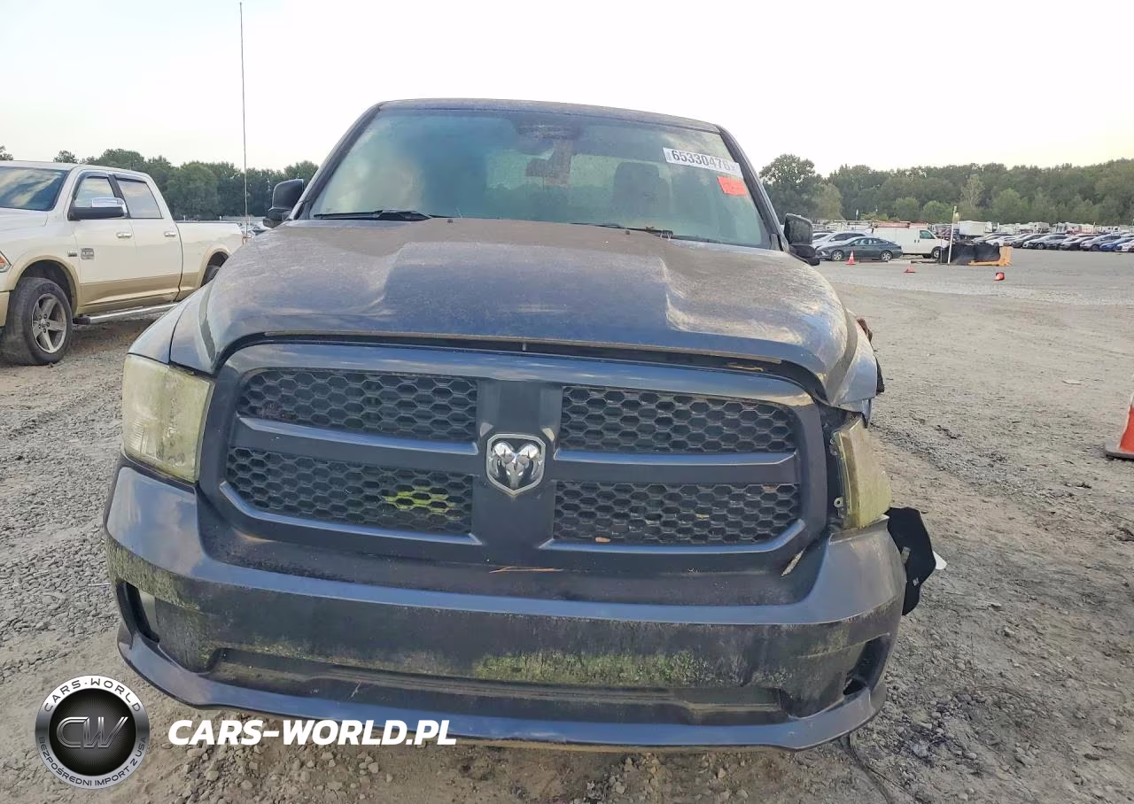 2019 Ram 1500 Classic Tradesman VIN:1C6RR7FT2KS599988 - 5