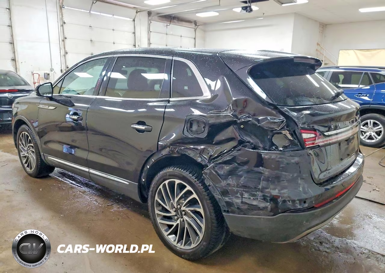 2019 Lincoln Nautilus Reserve VIN:2LMPJ8L92KBL40689 - 2