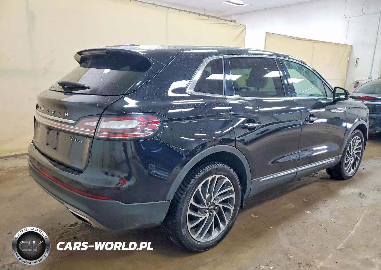 2019 Lincoln Nautilus Reserve VIN:2LMPJ8L92KBL40689 - 3