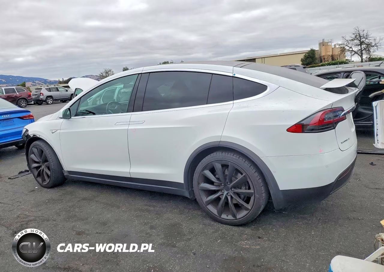 2016 Tesla Model X VIN:5YJXCBE24GF021473 - 2