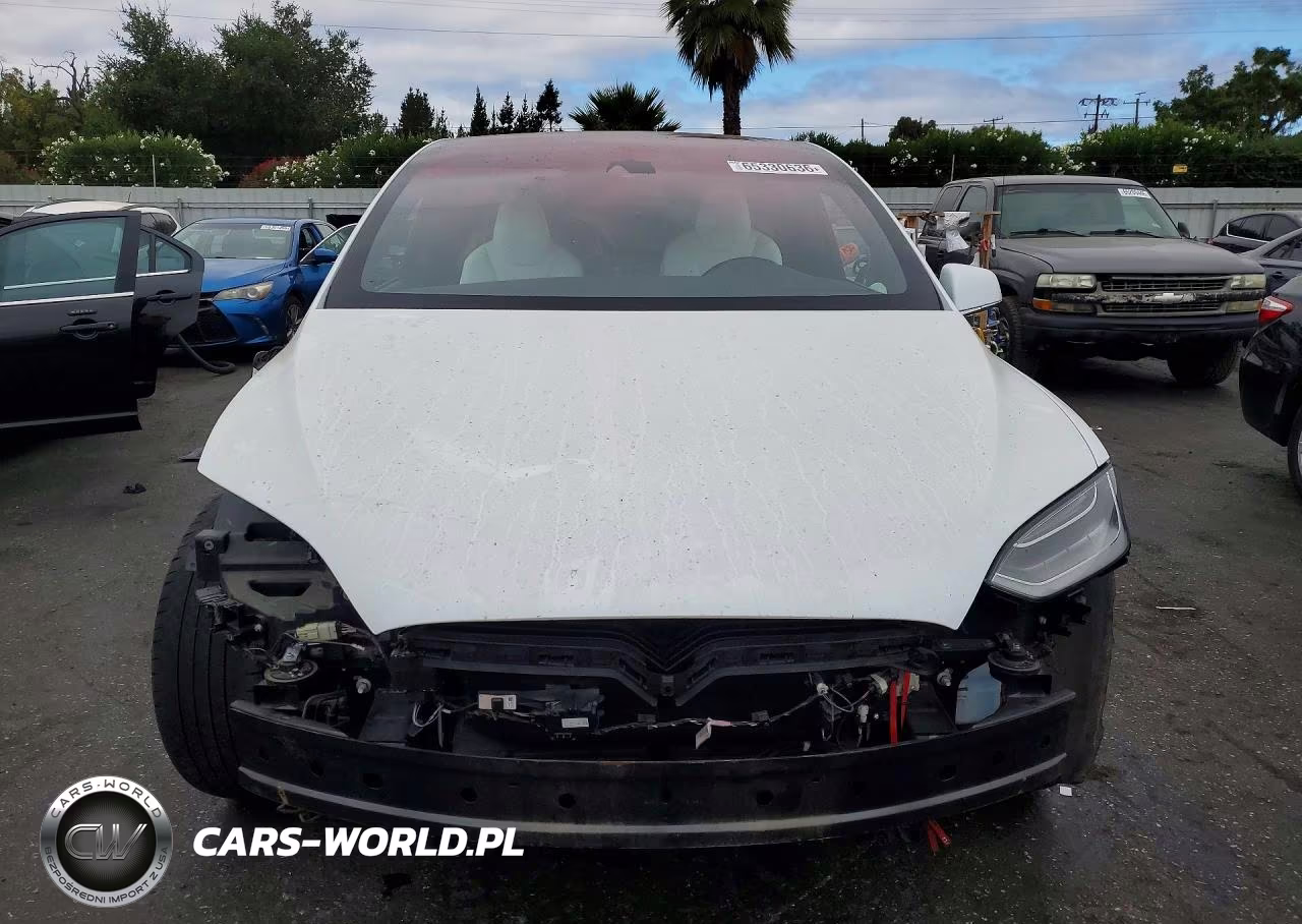 2016 Tesla Model X VIN:5YJXCBE24GF021473 - 5